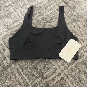 NWT gray Fabletics sports bra size small